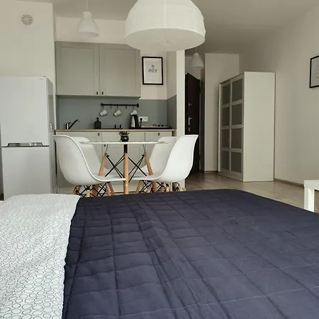 Апартаменты White V