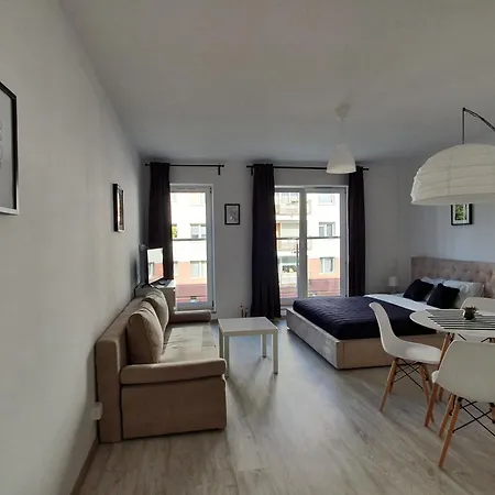 Апартаменты White V